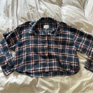 American Eagle cropped flannel
